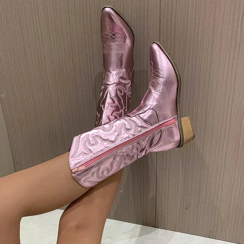 Cowboy Boots for Women with Elegant Western Style and a Modern Twist